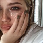 MIAMITATS Переводные тату-веснушки Gold Splash (для одного нанесения)